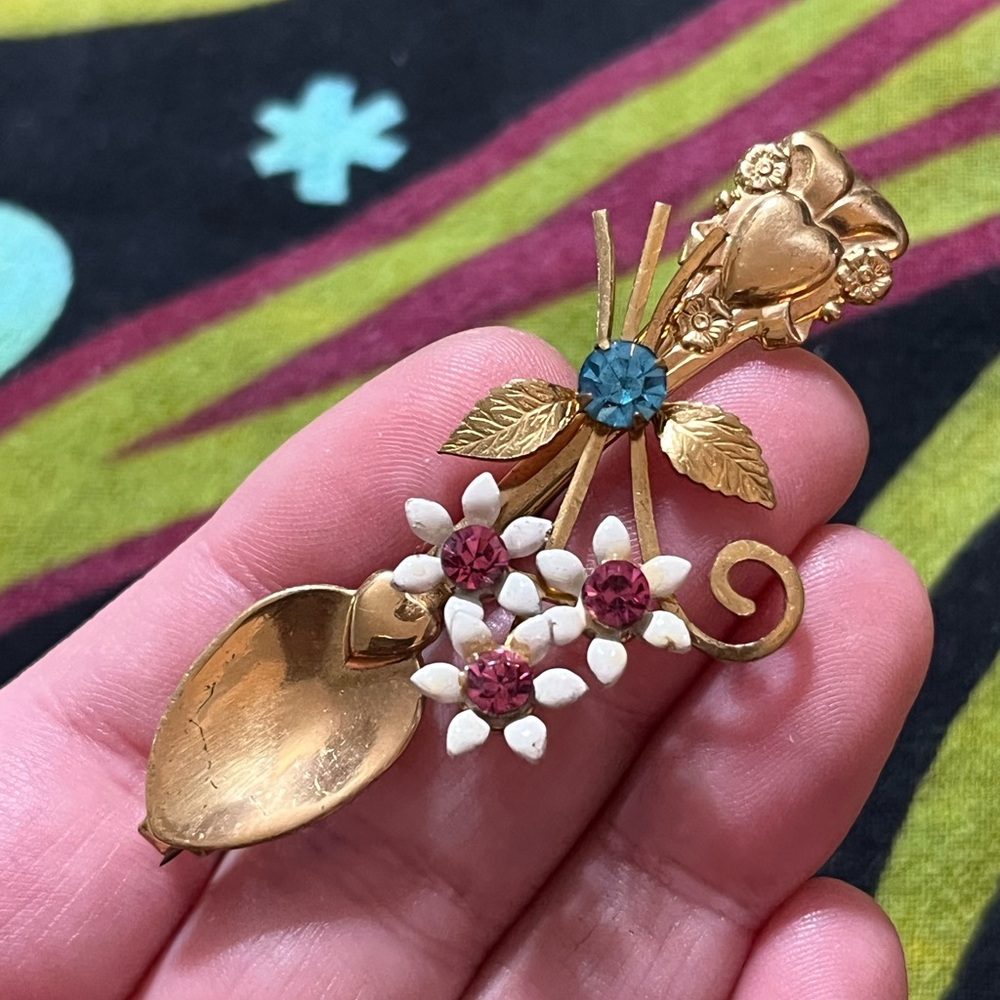 Vintage Cottagecore Rhinestone Floral Spoon Gold Tone Metal Costume Brooch